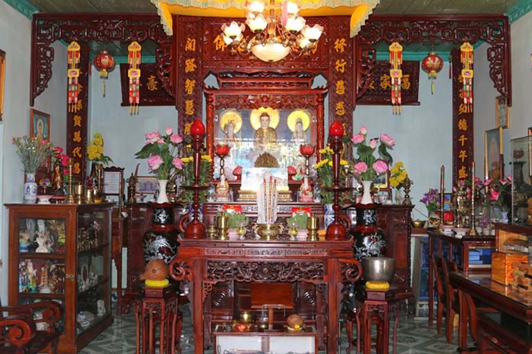 Cách trang trí bàn thờ Phật đẹp